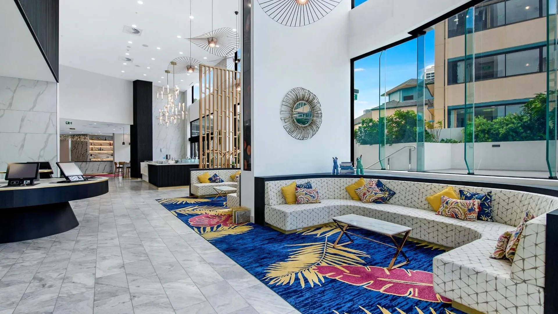 Ruby Building - Self Contained, Privately Managed Apartments Gold Coast
